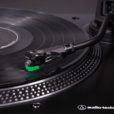 Audio Technica Direct-Drive Turntable Analog & USB - AT-LP120XUSB-SV